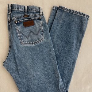 WRANGLER MENS JEANS (33x34) 47 MWZ
